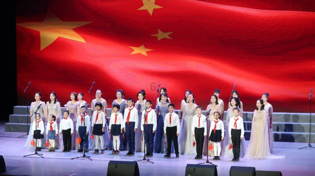 逃离森林湖畔
